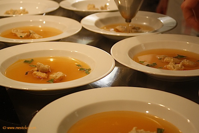 Dreierlei Consomme mit Einlage