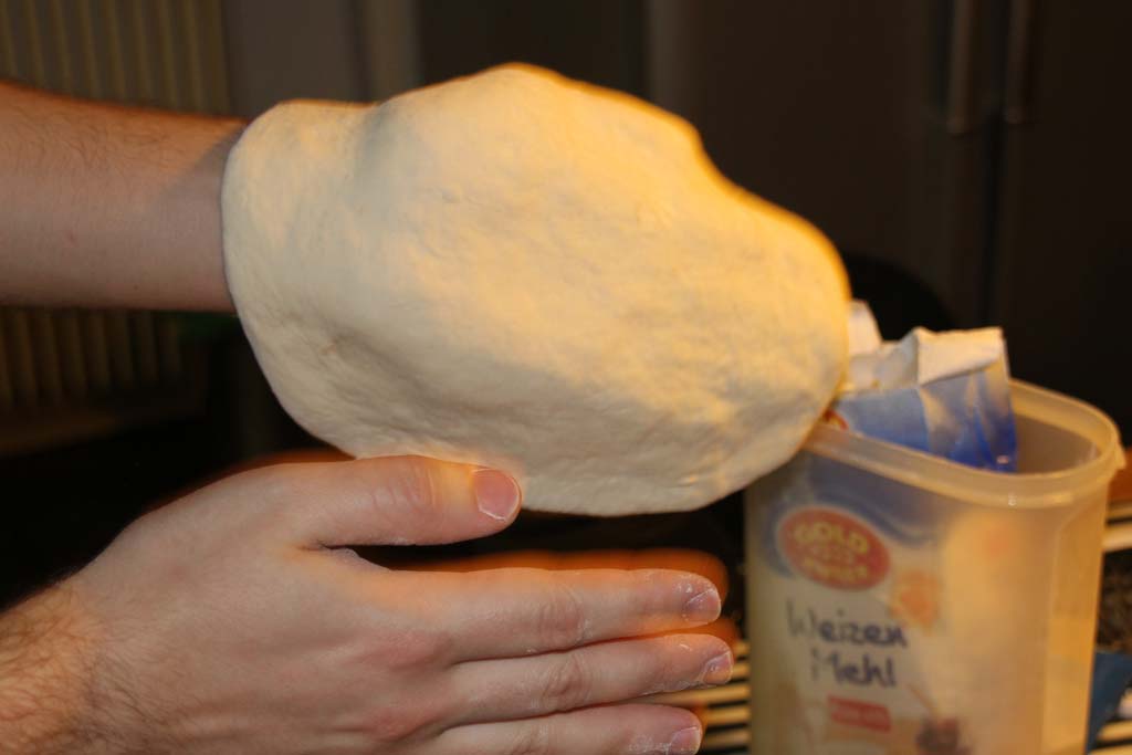 pizzateig-werfen