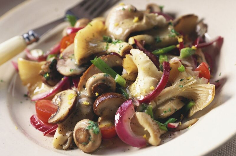 Mediterraner Pilzsalat