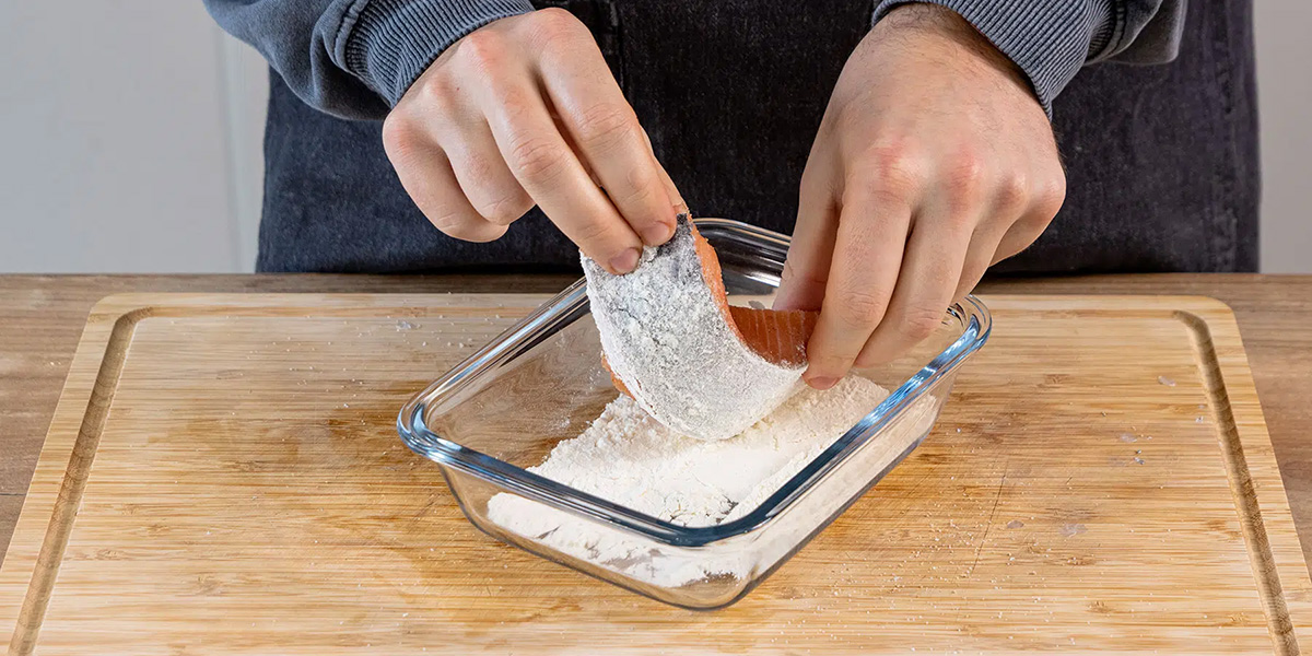 mit-haut-gebratenes-lachsfilet-2780